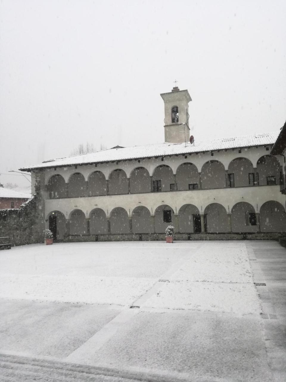 Hotel Monastero Del Lavello Calolziocorte Exterior foto